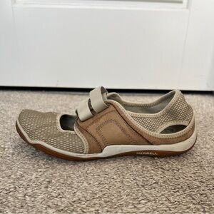 Merrell Deep Tan Lorelei women’s performance footwear size 8